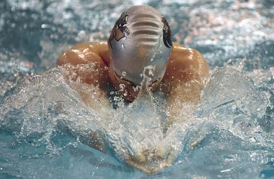 Panthers split home dual meets