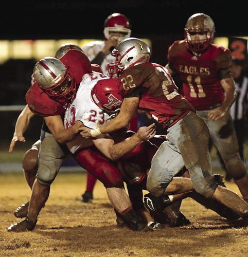 Eagles secure winning season, playoff berth with shutout