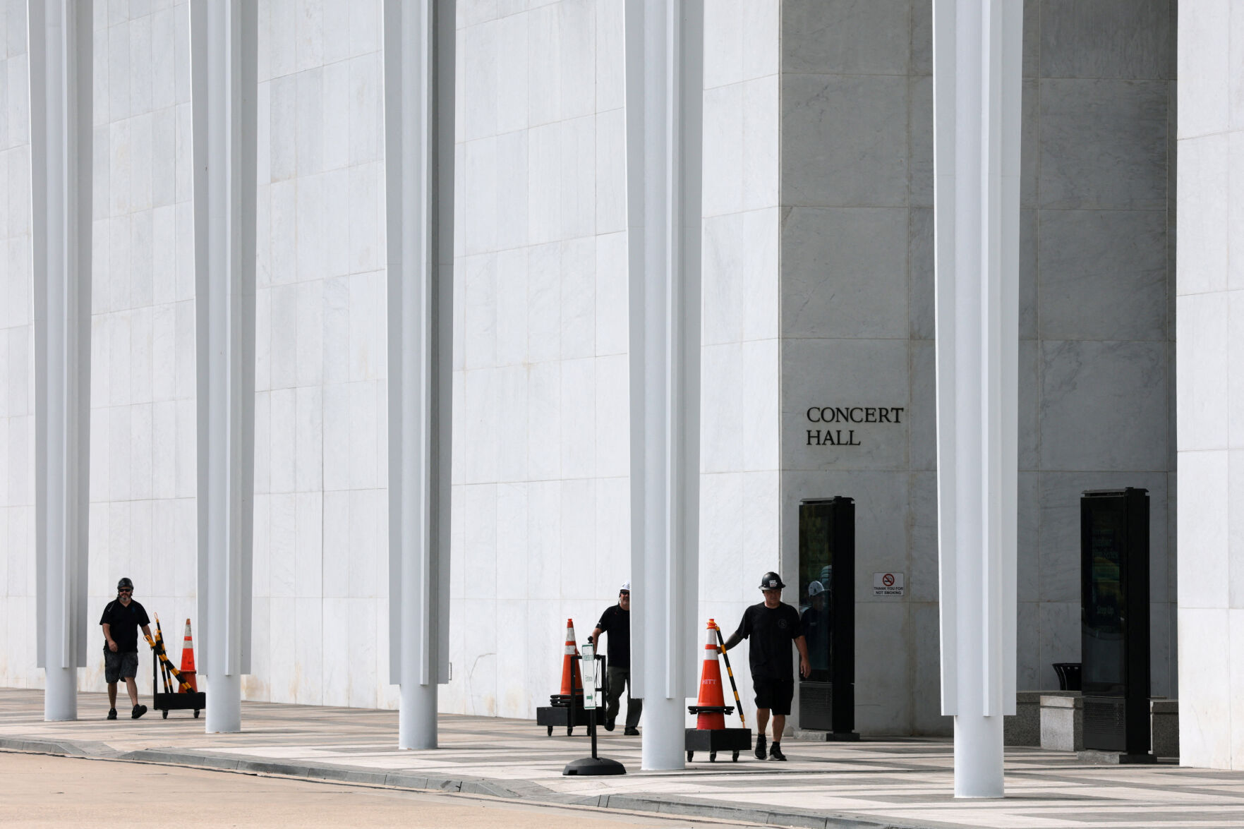 G65 Postcode Trump ordered to give notice before steps to demolish Kennedy Center