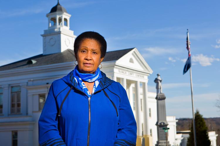 If county won #39 t remove Confederate statue Glenna Moore wants another