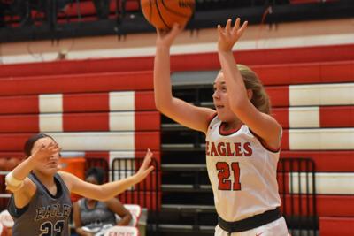 Colonels rally in final frame, edge Eagles, 50-48