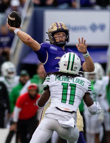 20261003_dnr_JMU-Marshall FTB_15 (DN-R Front)
