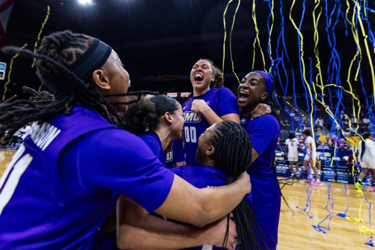 JMU Celebration Dominant (DN-R)