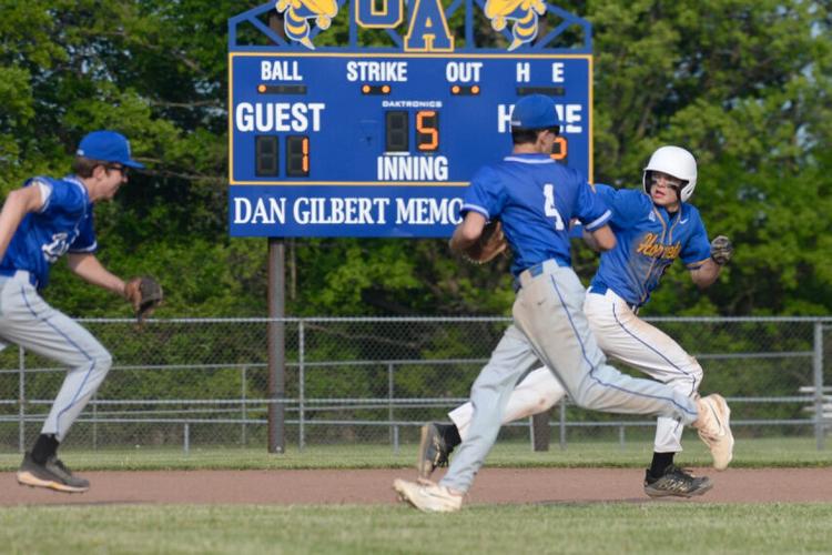 SECTION V BASEBALL Geneseo stuns OakfieldAlabama, Notre Dame, Elba