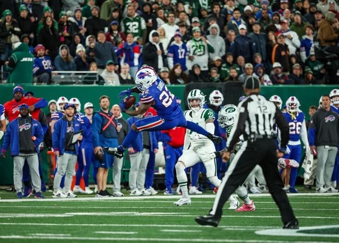 Bills end twogame skid, widen gap in AFC East with victory over Jets