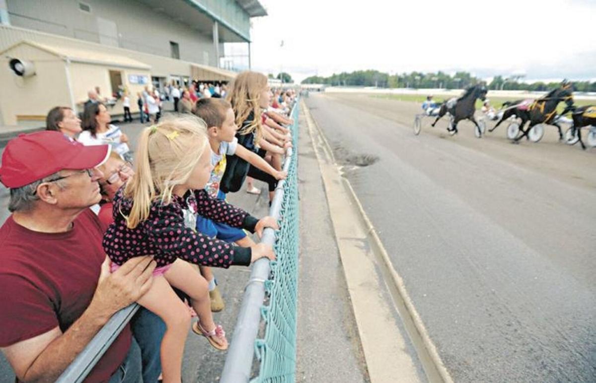 Batavia Downs set to open up season on Wednesday Sports