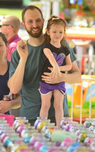 Linwood family of six kids celebrate their father