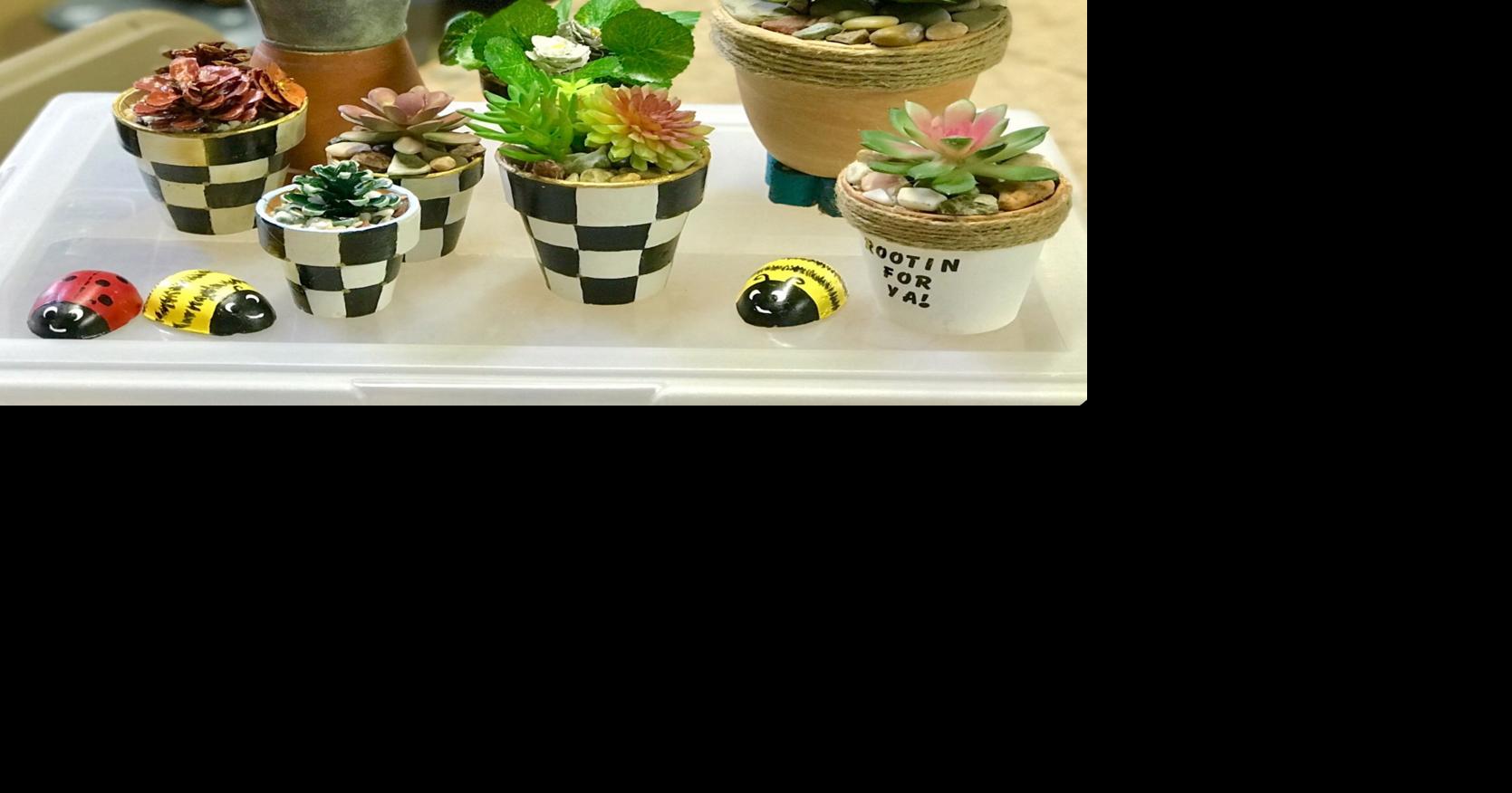 Variety of offerings at arts and crafts show | Lifestyles | thelcn.com