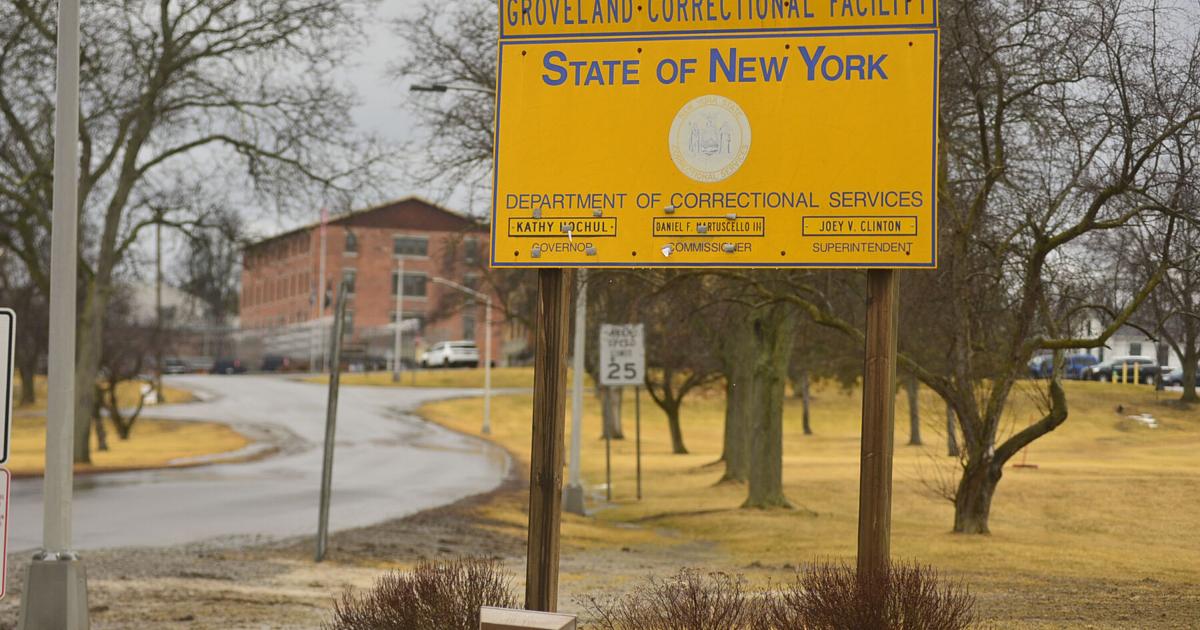 Corrections officers injured, inmate attempts escape at Groveland Correctional Facility