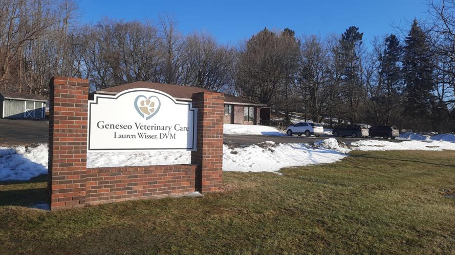 Mobile vet opening clinic in Geneseo | Local News | thelcn.com