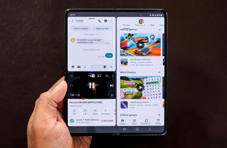 Samsung's $999 foldable phone brings challenge to coming iPhones
