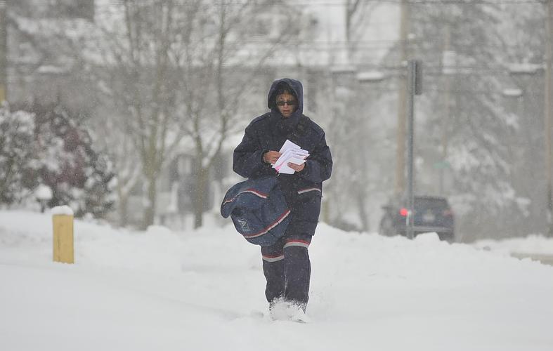Hammered by snow: Lake effect blast hits Genesee and Wyoming counties ...