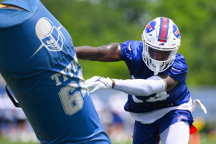 Bills' Dion Dawkins says practice without pads is harder