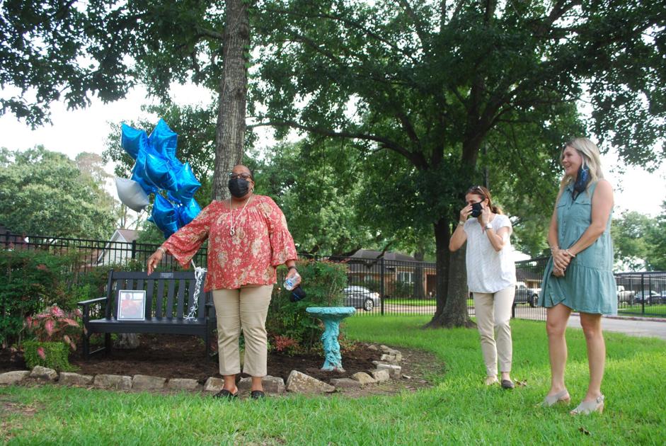 Timbergrove Community Honors Former Mobil Employee Community Theleadernews Com