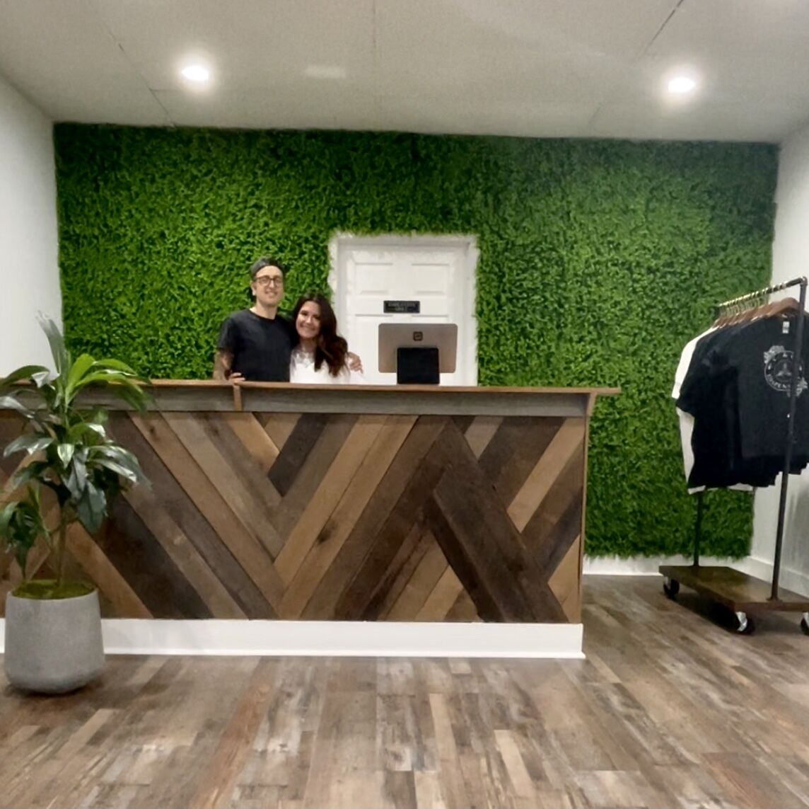 Local Cbd Dispensary Opening Next Month Business Theleadernews Com
