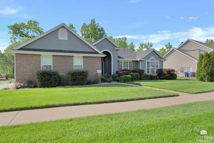 2301 Hillview Drive, Manhattan, KS 66502 SingleFamily Houses