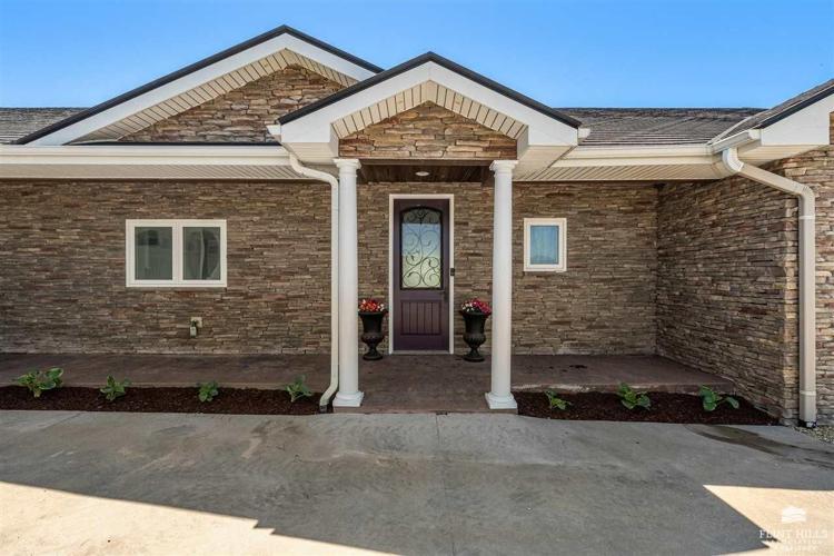 18595 Knight Road, Westmoreland, KS 66549 SingleFamily Houses