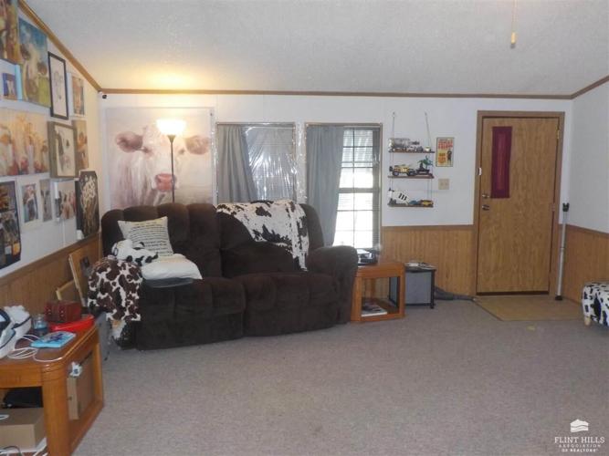 241 E Front Street, Dwight, KS 66849 SingleFamily Houses