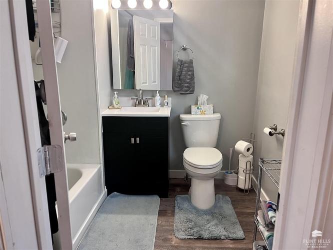 403 N 4th Street, Westmoreland, KS 66549 SingleFamily Houses