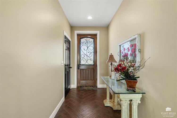 18595 Knight Road, Westmoreland, KS 66549 SingleFamily Houses