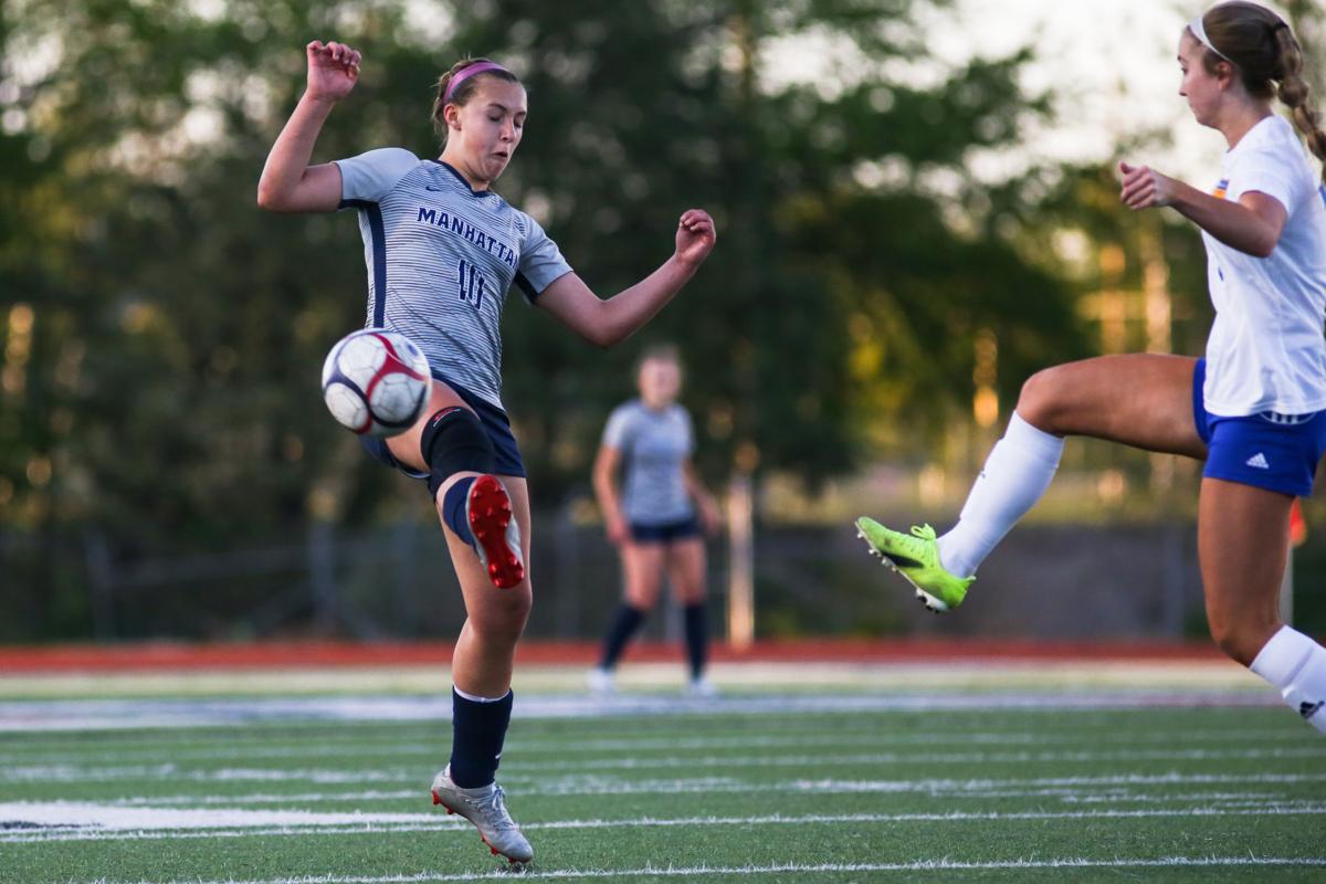 050421_mer_spt_mhswichitanwsoccer-20.jpg
