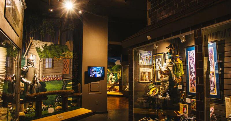 World's largest Toto coming to Wamego