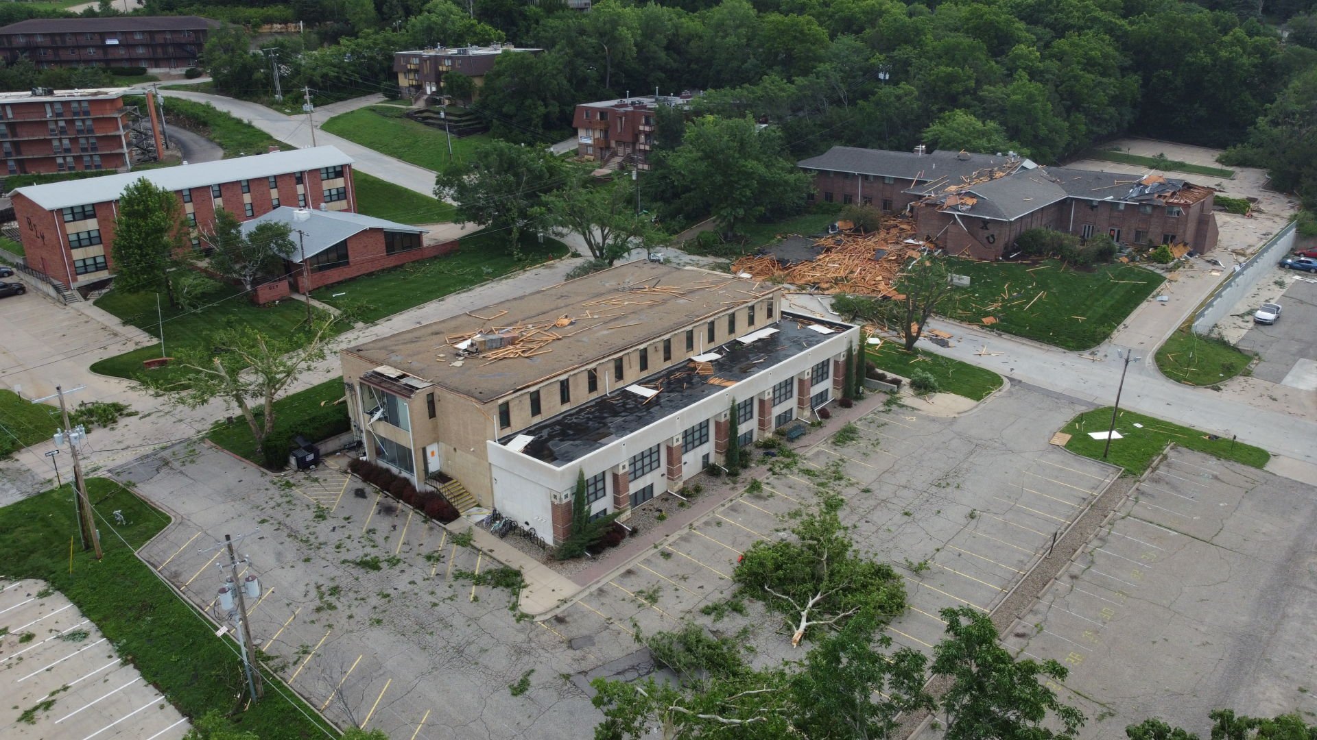 Sorority students return to temporary homes after storm