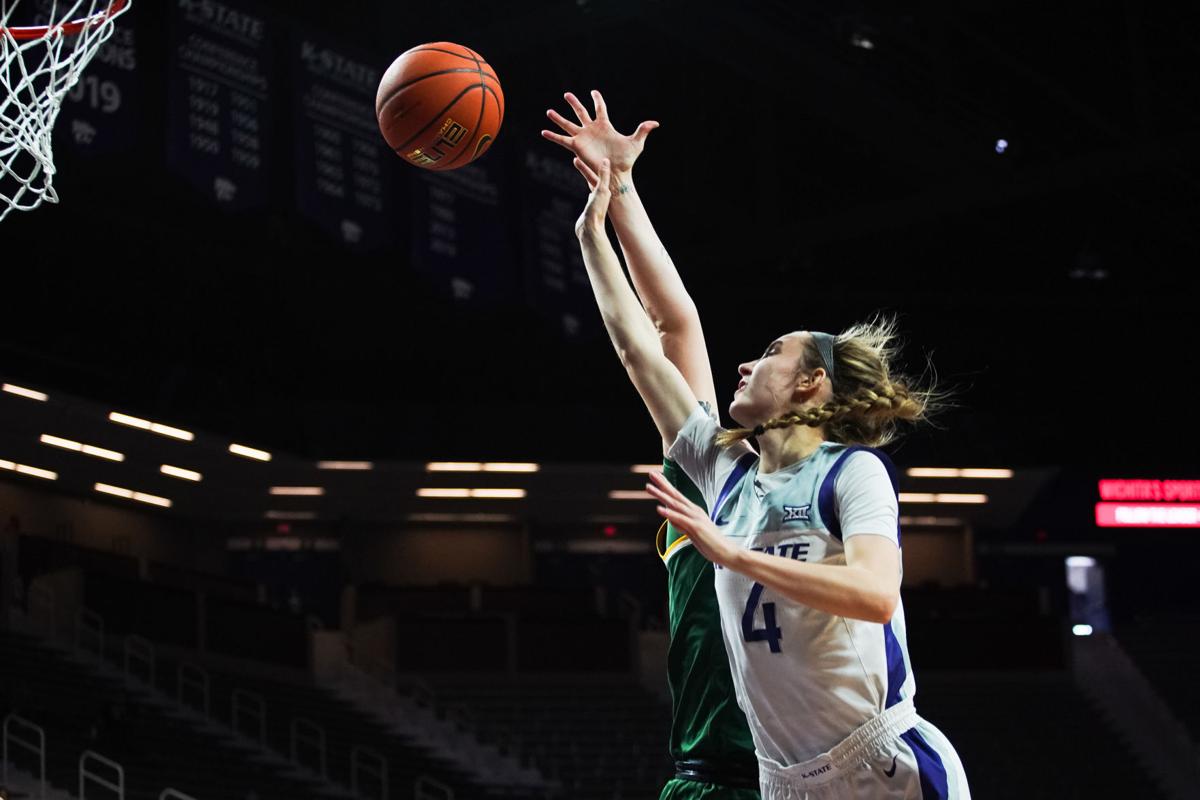 010222_mer_spt_ksubaylorWBB-8.jpg