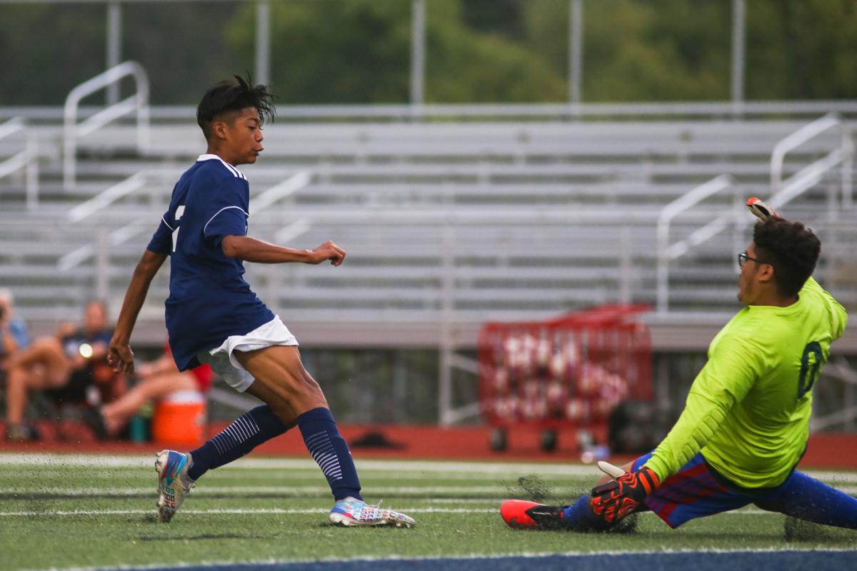 091421_mer_spt_mhswichitasouthsoccer-3.jpg