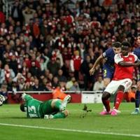Saka ends Arsenal's 20-year wait to reach Champions League final ...