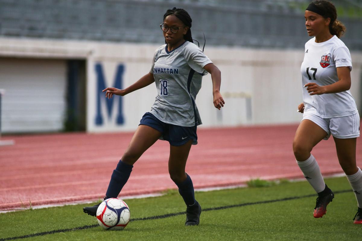 051921_mer_spt_mhswichitaheightssoccer-14.jpg