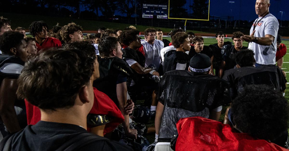 MHS offense enters title defense with new quarterback, expanded senior roles