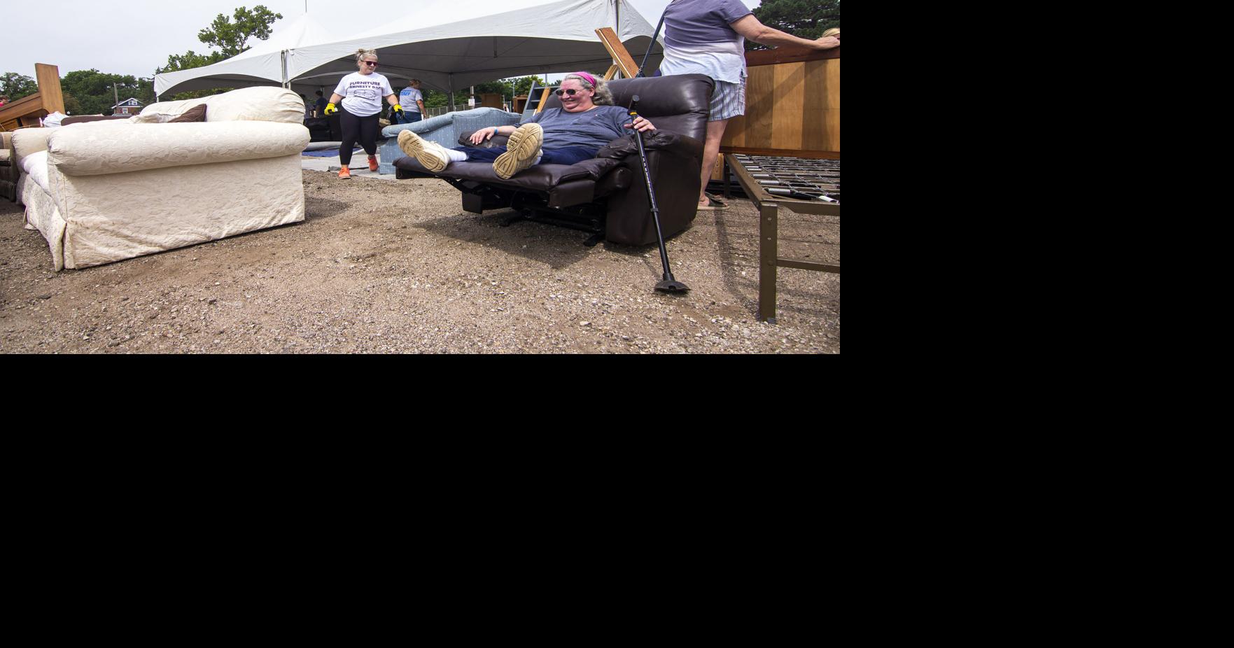 PLAN YOUR WEEKEND | Furniture Amnesty Day, live music, cat yoga and more