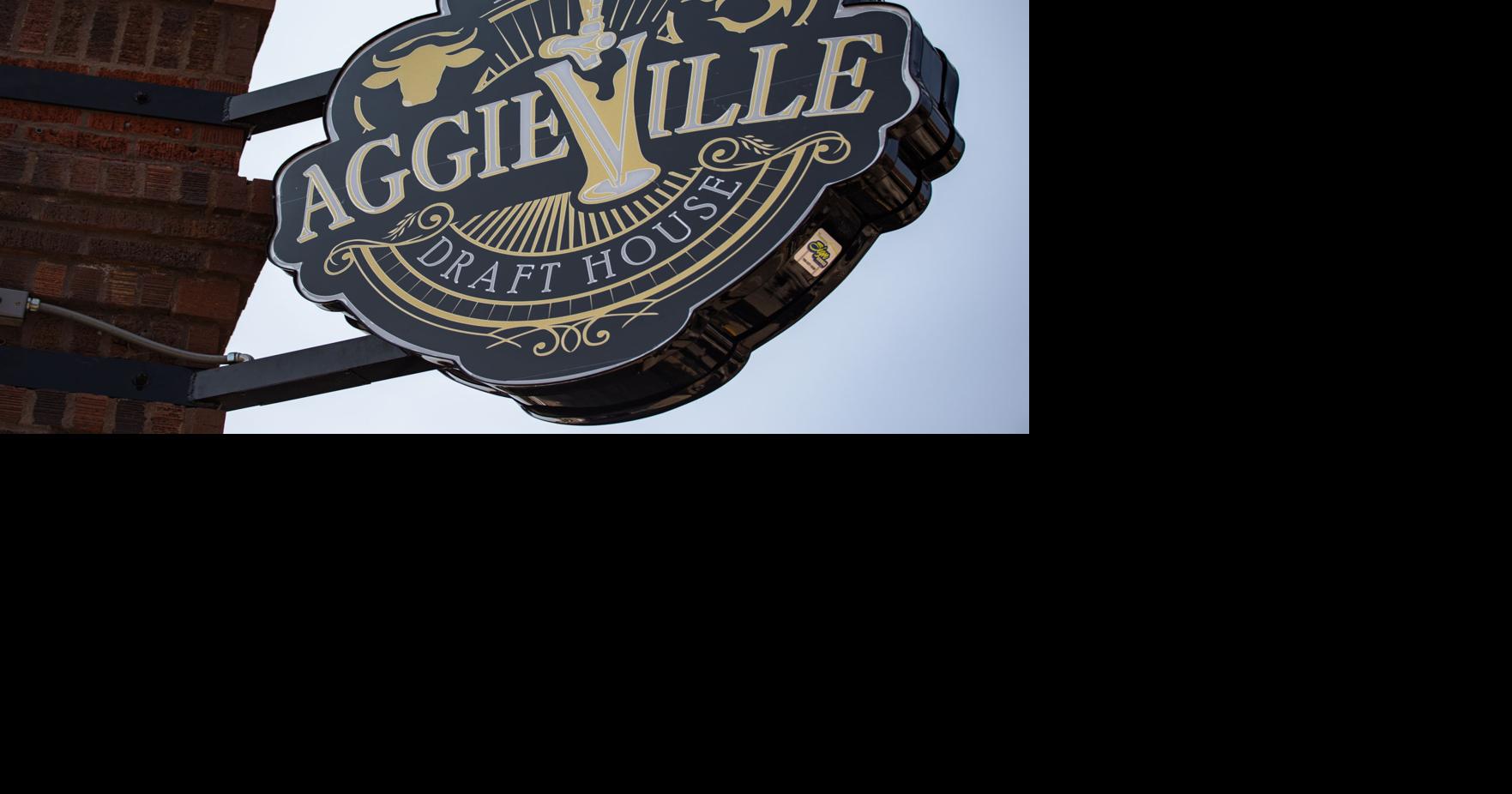 Kite’s, one of Aggieville’s oldest bars, gets new look, menu News