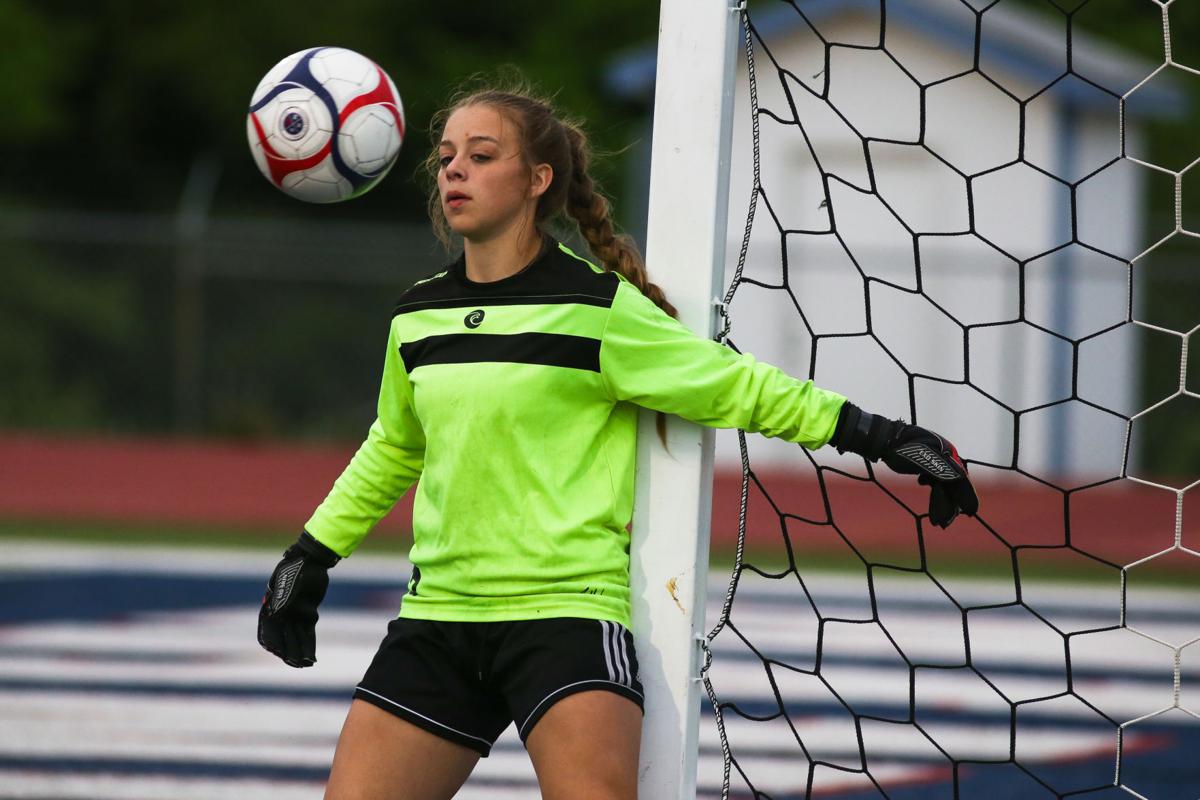 051921_mer_spt_mhswichitaheightssoccer-16.jpg