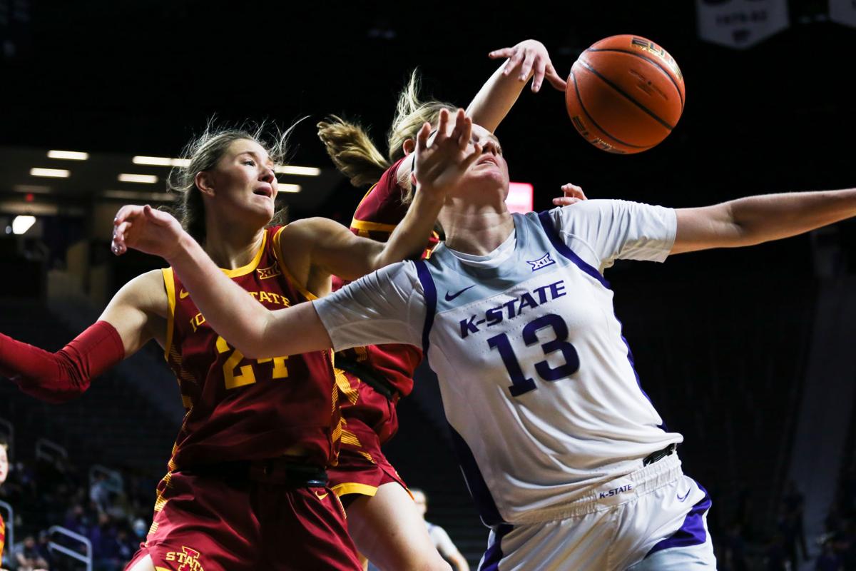 011122_mer_spt_ksuiowastateWBB-15.jpg