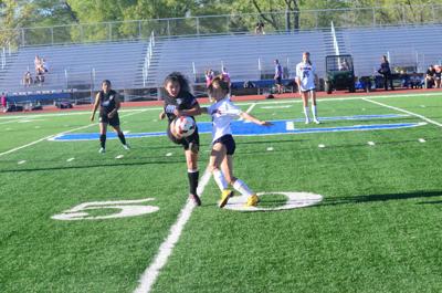 Seaman Girls Soccer Shuts Out Junction City Sports Themercury Com