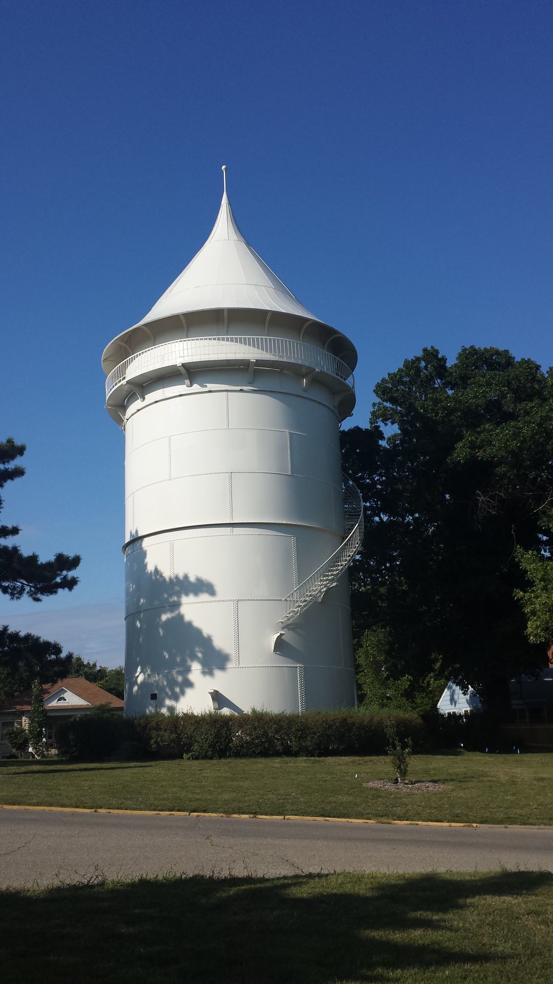 Landmark Water Tower sustains local pride | Columns | themercury.com