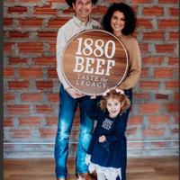 Kansas Profile: Larsons’ beef marketing business sends products across country | Features Kansas Profile: Larsons’ beef marketing business sends products across country | Features