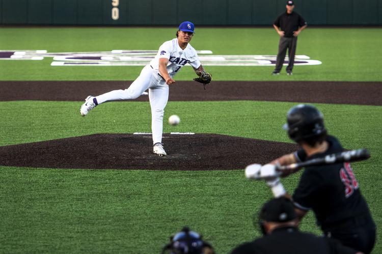 Korean college baseball team trains on Guam