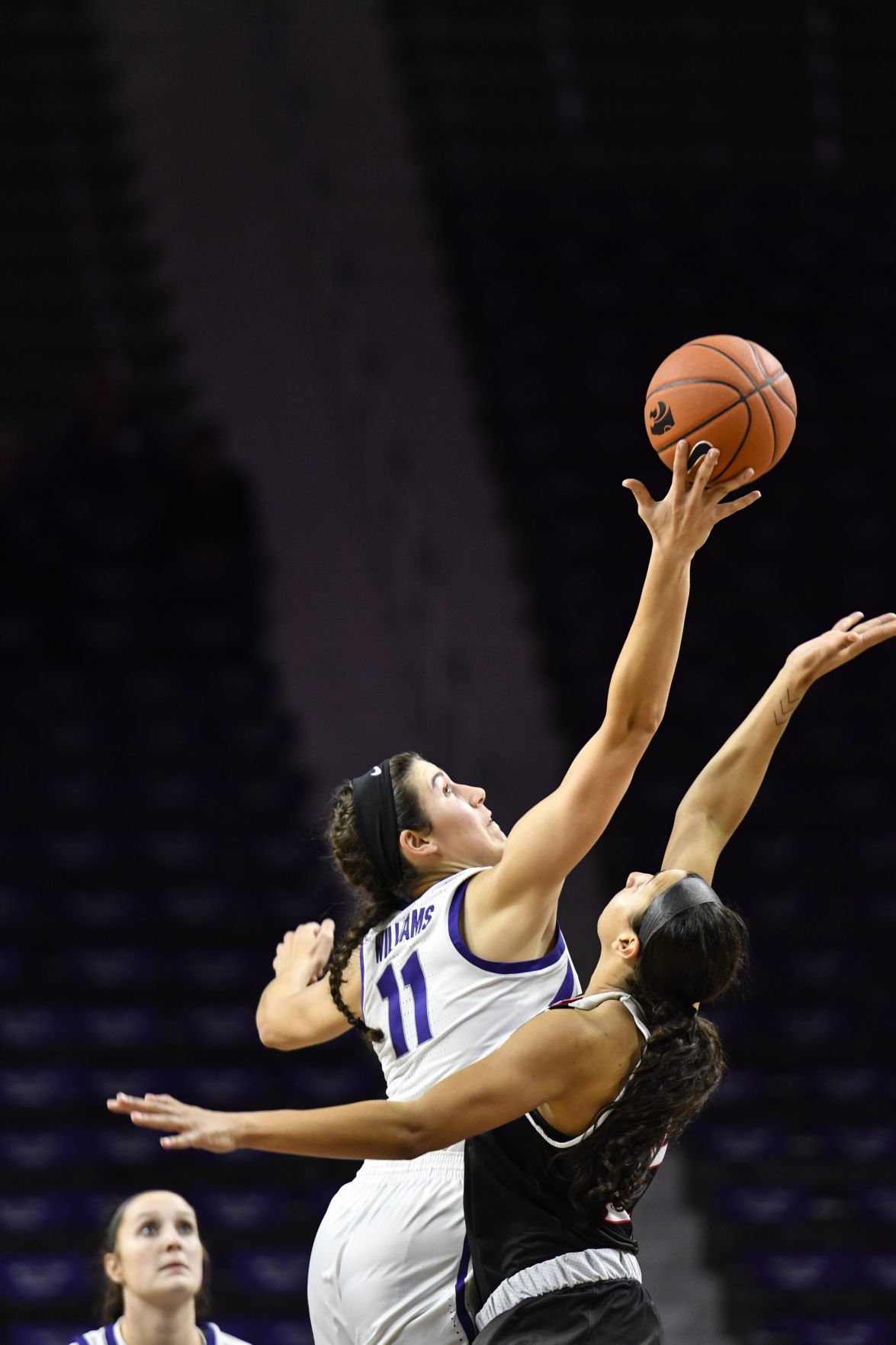 Kansas State women's basketball uses 2ndhalf comeback to defeat Omaha