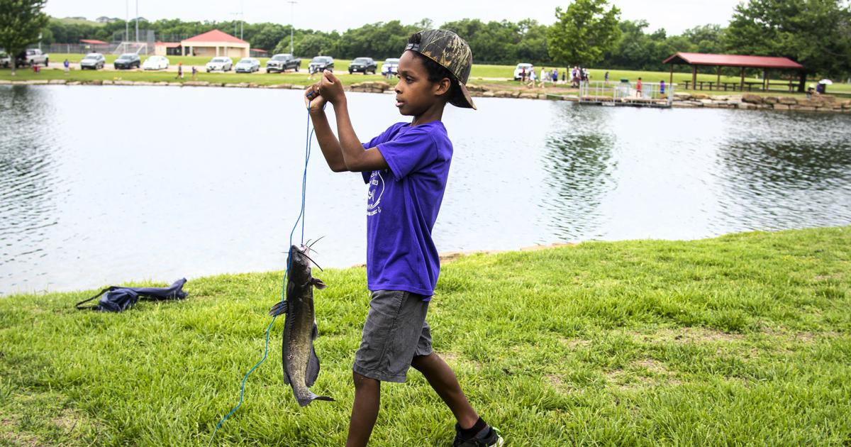 Learning Fishing Kids learn fishing skills at annual fishing clinic | News | themercury.com