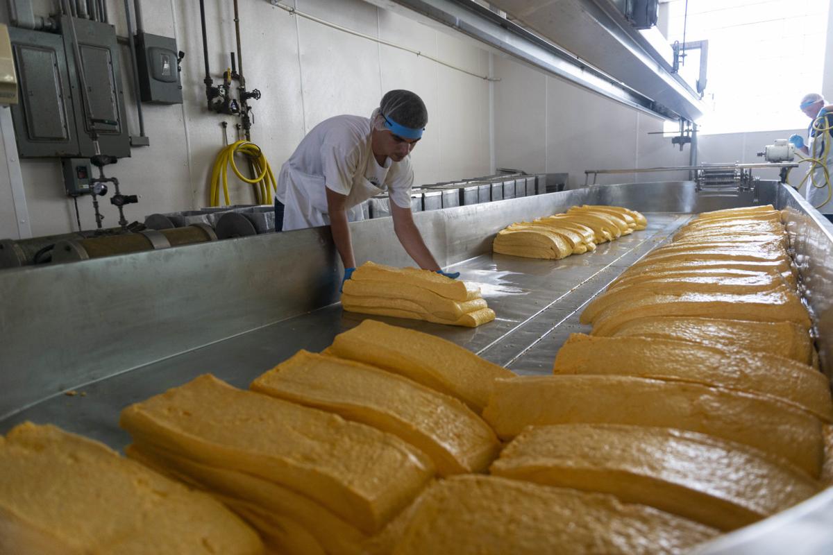 Alma Creamery S Famous Cheddar Jack Cheeses Pair Well With Wine Food Themercury Com