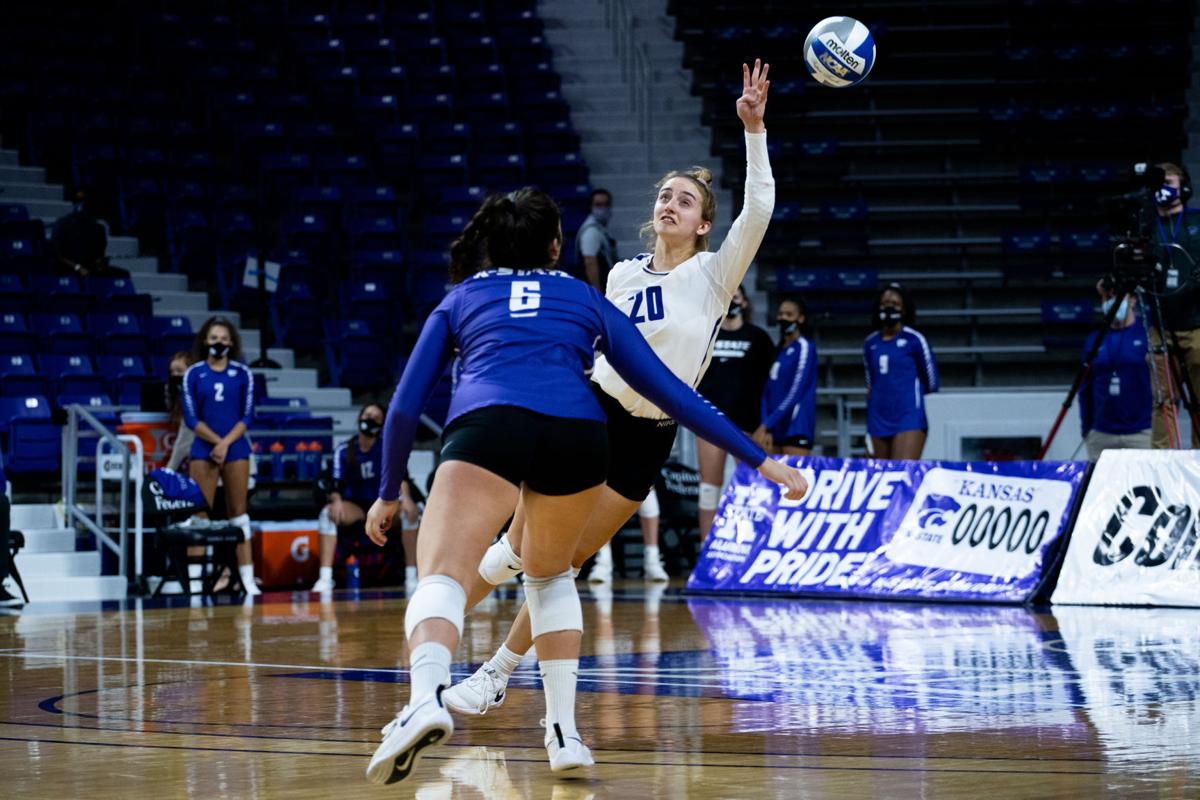 Kansas State volleyball defeats TCU in close 32 match Images