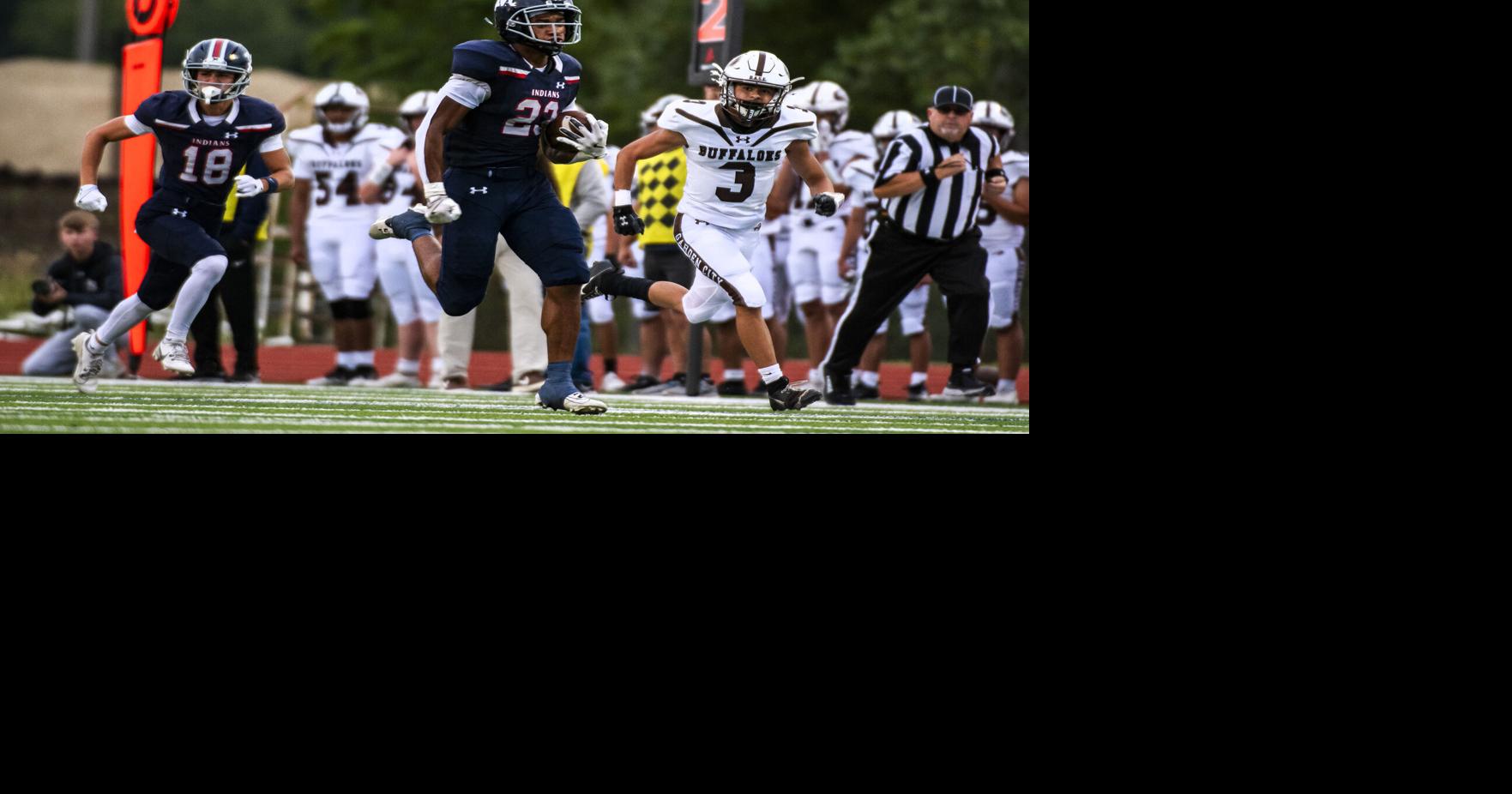 MHS football tops Garden City in season opener | Sports | themercury.com