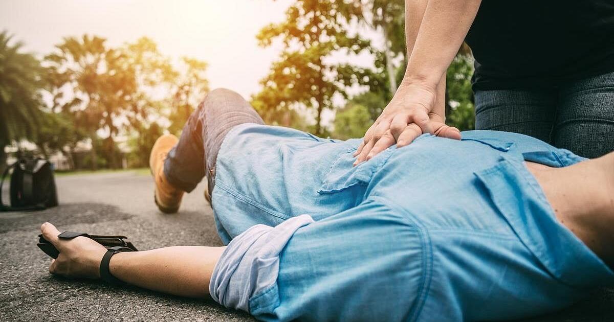 Heart Attack, Stroke Almost Always Foreshadowed, Study Says | Health & Fitness Heart Attack, Stroke Almost Always Foreshadowed, Study Says | Health & Fitness
