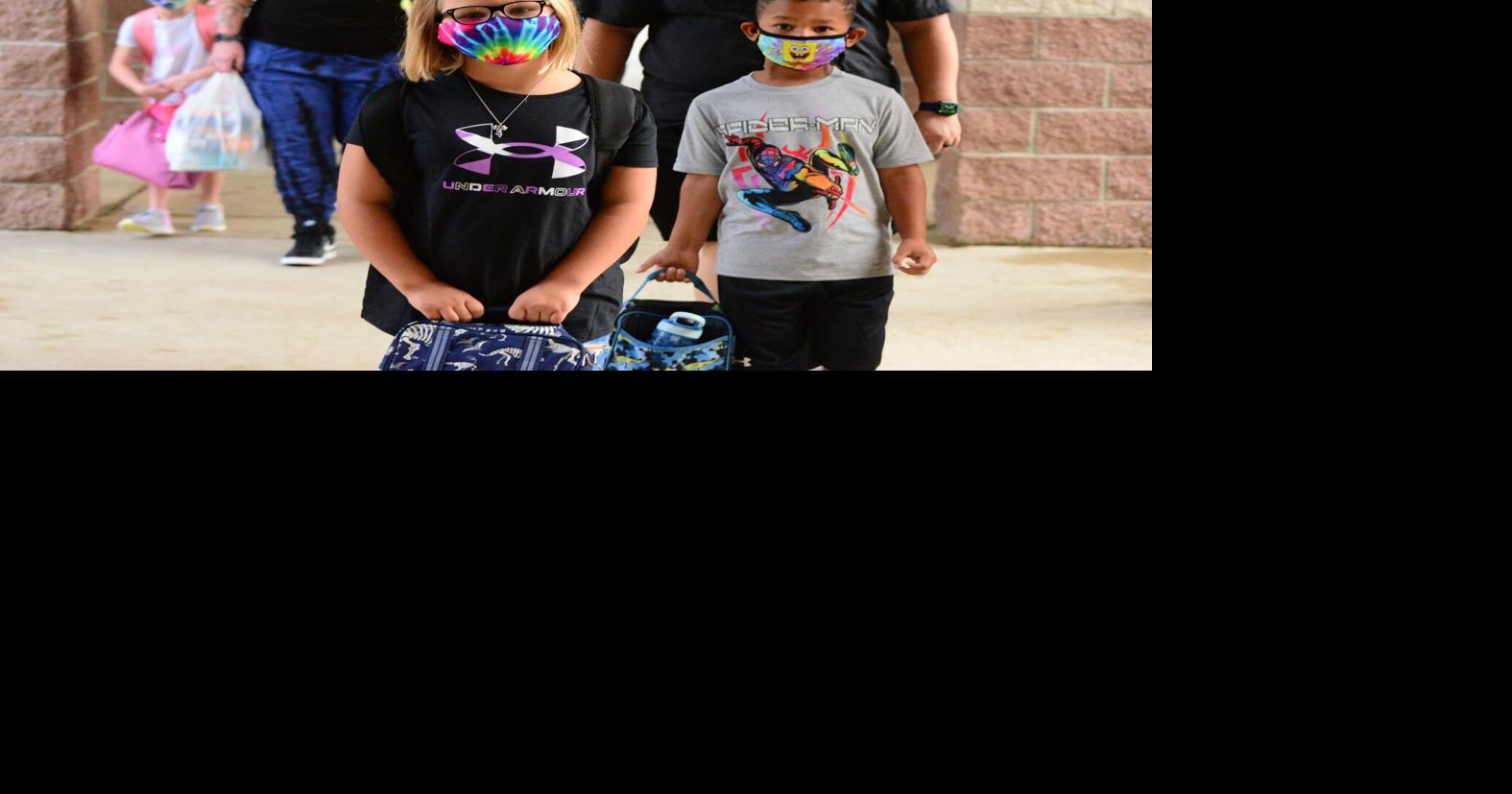 School board votes to require masks | News | themountaineer.com