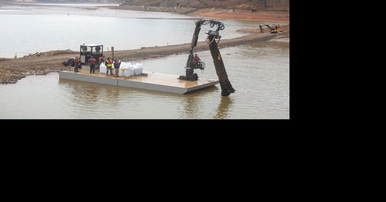 Log removal from dam-1709.jpg | | themountaineer.com