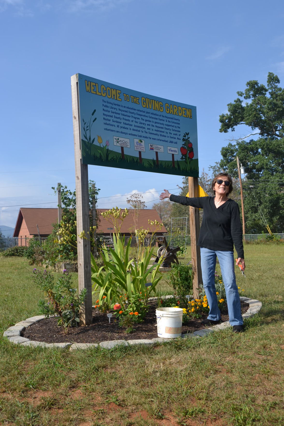 Giving Garden Space To Be Expanded News Themountaineer Com