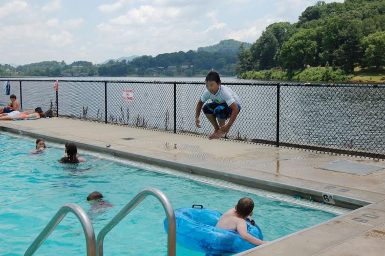 Junaluska pool dives into new rules Lifestyles